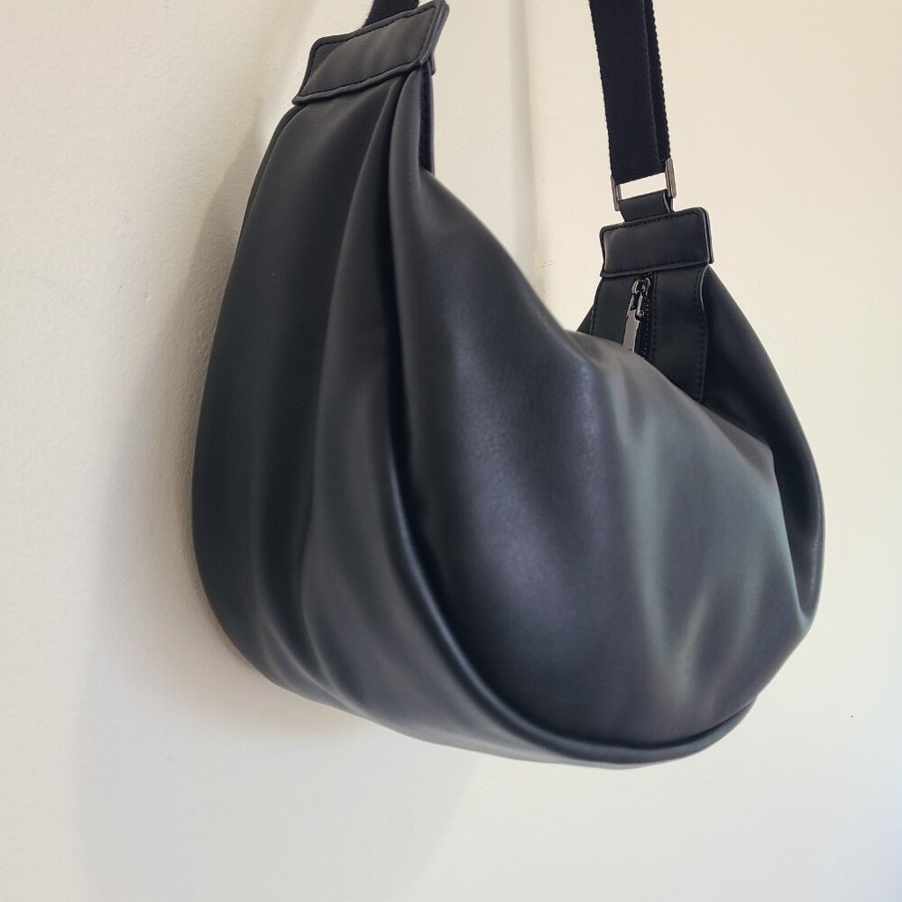 Carla Rockmore Hobo Bag Black Handbag Purse Vegan Leather - Picture 12 of 12